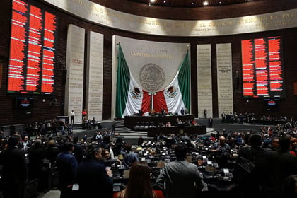 Diputados mexicanos aprueban reforma a Ley de Amparo para evitar que jueces frenen obras