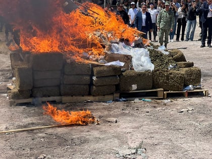 Incineración de 806 kilogramos de narcóticos en Saltillo. (EL SIGLO DE TORREÓN)
