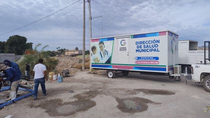 La unidad móvil de la Dirección de Salud Municipal de Gómez Palacio. (CORTESÍA)