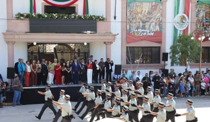 Celebran en San Pedro desfile cívico-militar