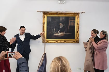 UAdeC devela en Matamoros pintura de Manuel Muñoz Olivares