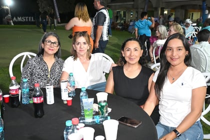 Familia Zatarain Casillas.