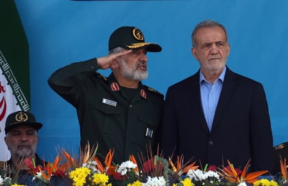 Irán aprueba ley que suspende cooperación con OIEA