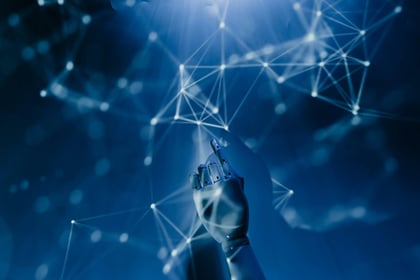La inteligencia artificial revoluciona la cobranza de seguros en México, adopción crece 15% en un año
