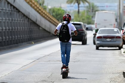 ¿Usas scooter eléctrico en Torreón? Ya te pueden llamar la atención si no sigues estas reglas