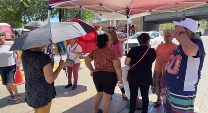 Se quedan sin luz por tres días en RA; protestan contra CFE