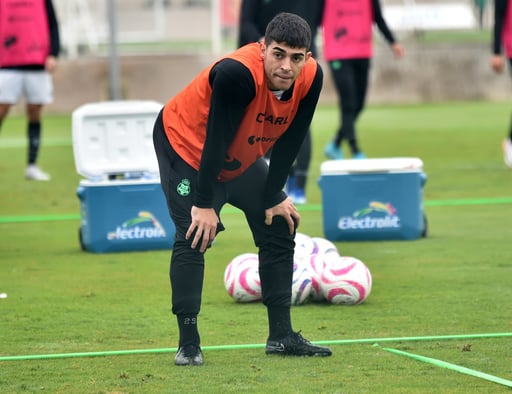 El mejor jugador del Apertura 2023, el argentino Juan Brunetta, intenta llevar a los albiverdes, al segundo encuentro del Play-In.