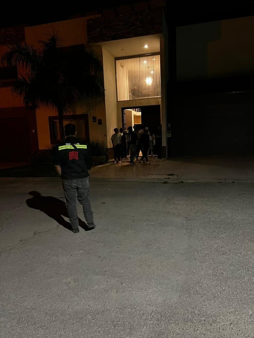 Dirección de Inspección y Verificación suspendió una fiesta clandestina con menores de edad consumiendo bebidas alcohólicas. (EL SIGLO DE TORREÓN)