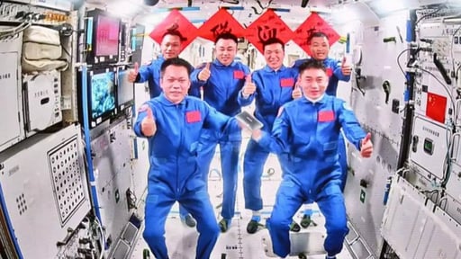 Imagen Astronautas chinos regresan a la Tierra tras permanecer seis meses en estación espacial