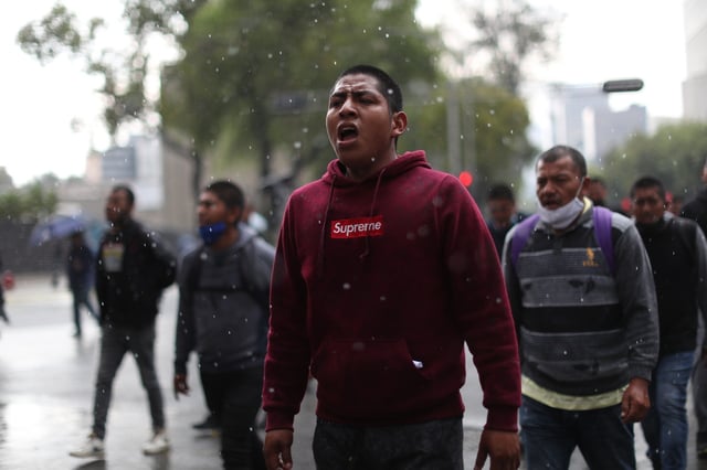 Padres de los 43 de Ayotzinapa exigen pruebas 'científicas' sobre muerte de normalistas