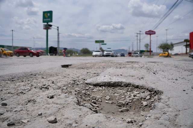 Ordenan arreglos en pavimento de Torreón tras daños 'extraordinarios'