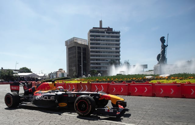 'Checo' Pérez en el Red Bull Show Run Guadalajara 2022 'Checo' Pérez en el Red Bull Show Run Guadalajara 2022