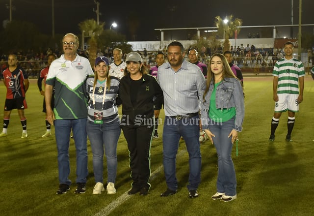 Leyendas de Santos y Atlas disputan juego en Deportiva Torreón