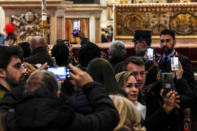 En el funeral de Benedicto XVI, participarán dos delegaciones oficiales, de Italia y Alemania, país natal del difunto.