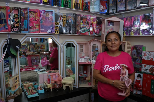 Lagunera, con más de 400 muñecas Barbie de colección