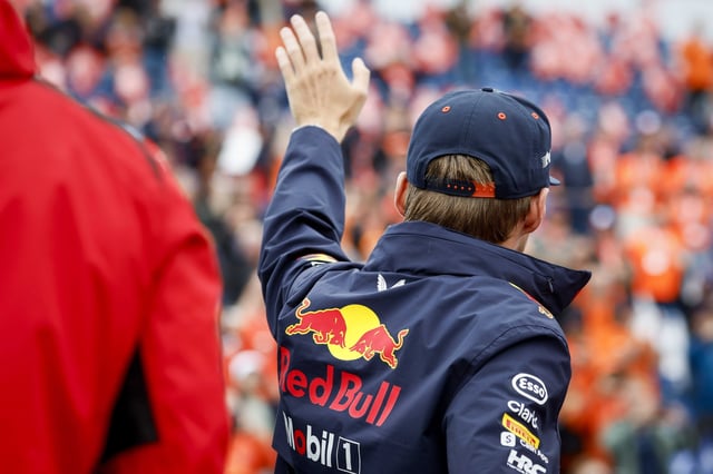Max Verstappen gana Gran Premio de los Países Bajos; 'Checo' Pérez queda cuarto por penalización