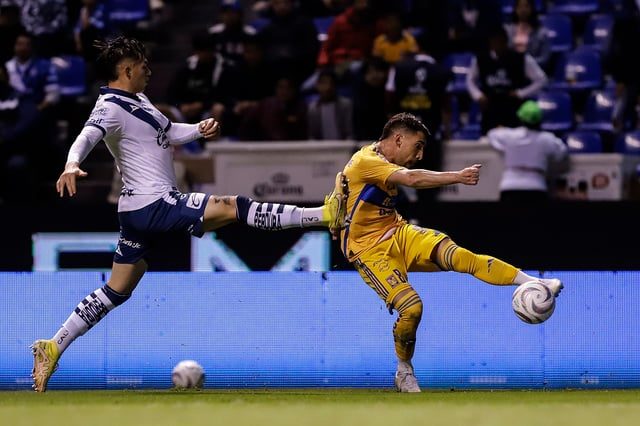Puebla empata ante Tigres en duelo de ida de cuartos de final