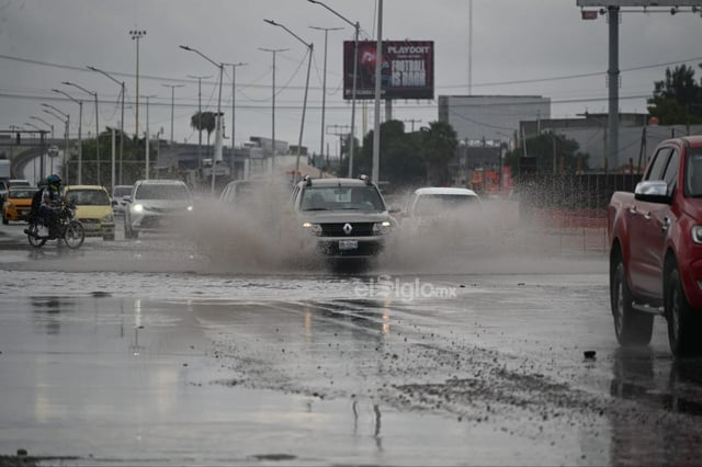 Lluvias alcanzan los 59.8 milímetros; atienden sectores anegados en Torreón