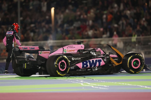 Max Verstappen gana el Gran Premio de Qatar; 'Checo' Pérez tuvo que abandonar la carrera