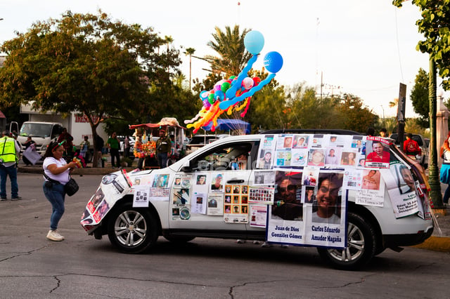 Familiares de desaparecidos peregrinan en Torreón como muestra de fe a la Virgen de Guadalupe