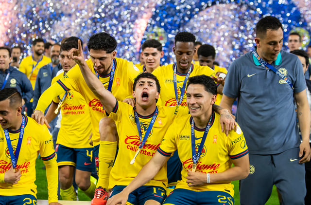 América, tricampeón