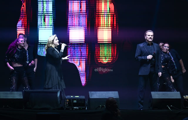 Pimpinela se presenta ante los laguneros en el Coliseo Centenario