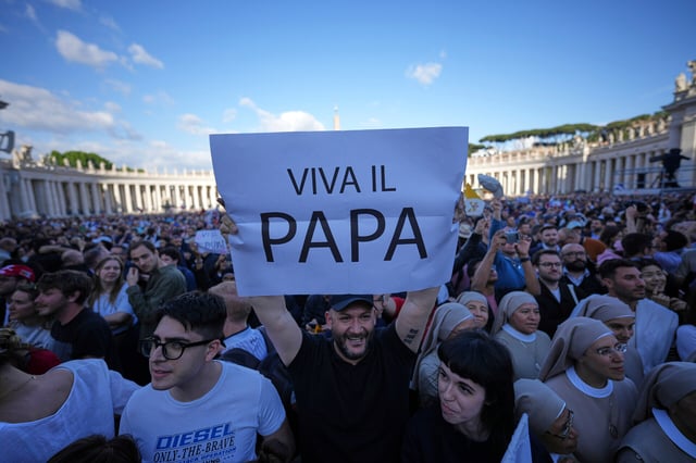 Habemus papam: Humo blanco en el Vaticano, Iglesia Católica tiene nuevo papa Habemus papam: Humo blanco en el Vaticano, Iglesia Católica tiene nuevo papa