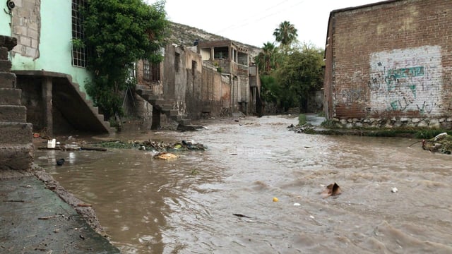 Intensa tormenta dejó 37.5 milímetros de lluvia en tan solo una hora y media Intensa tormenta dejó 37.5 milímetros de lluvia en tan solo una hora y media