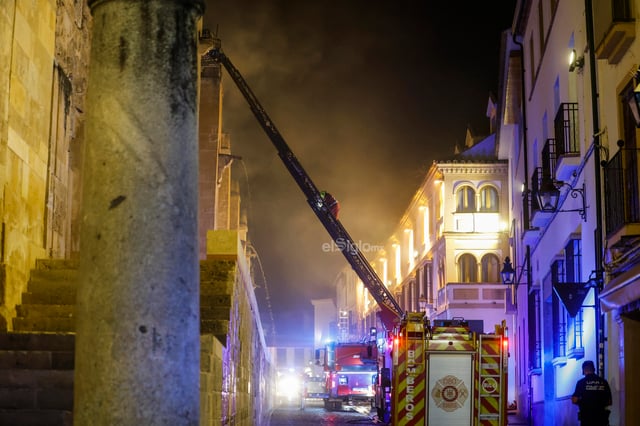 Mezquita de Córdoba se incendia por tercera ocasión en su milenaria historia