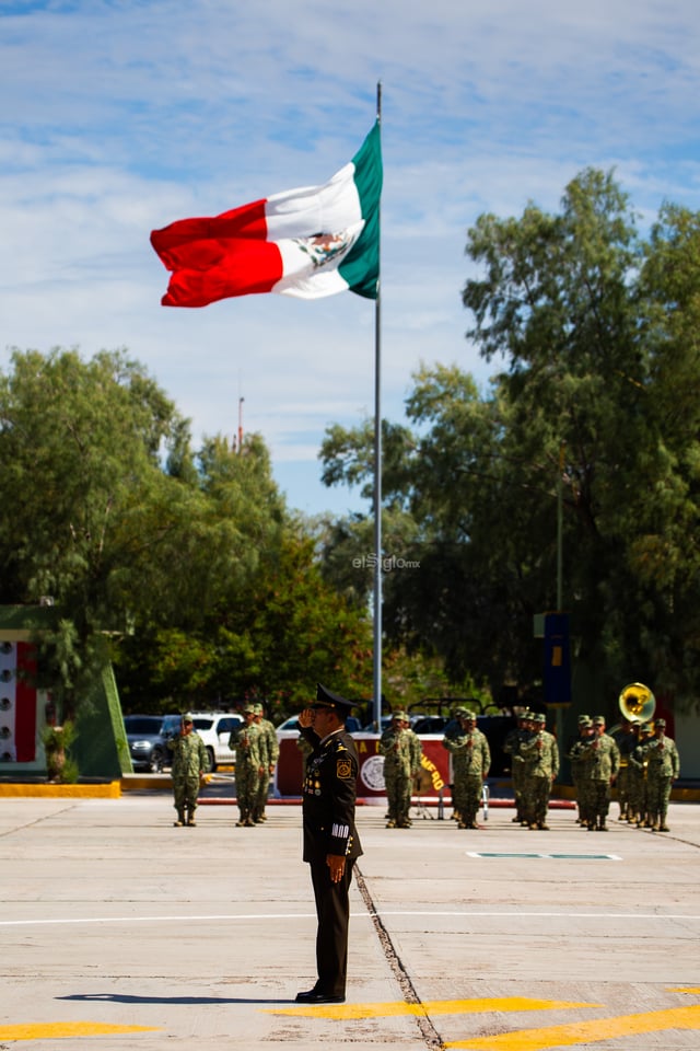 Toma protesta nuevo comandante del Mando Especial de La Laguna