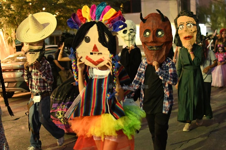 Desfile del Día de Muertos 2024 en Torreón