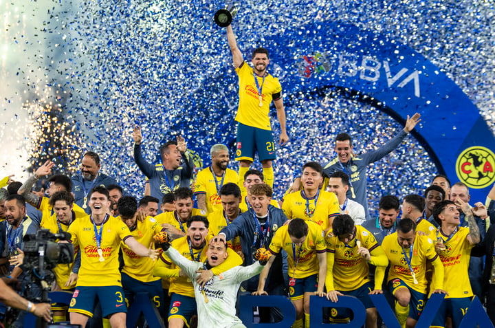 América, tricampeón