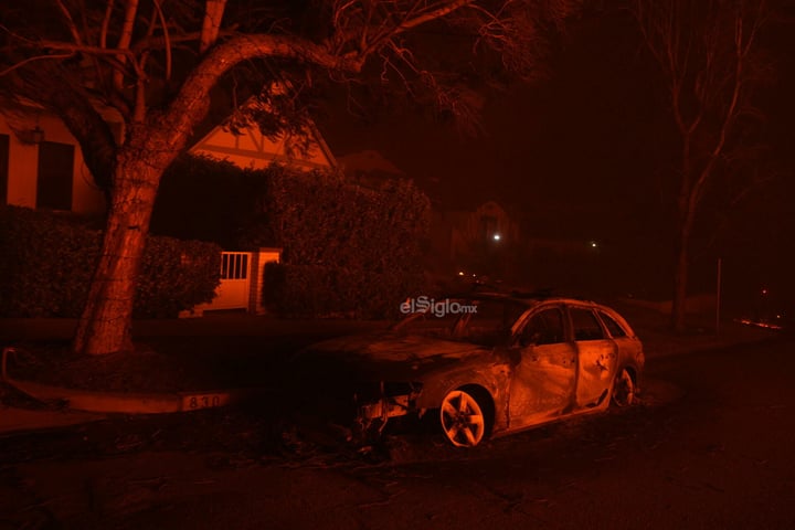 Incendio forestal en Pacific Palisades en Los Ángeles