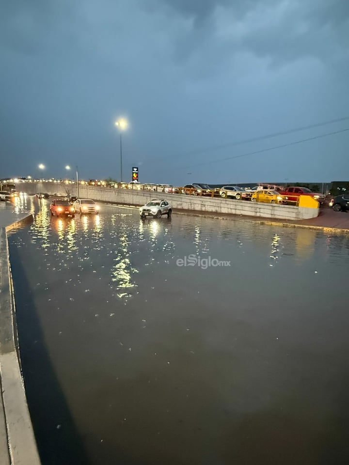 Se inundan diversas zonas de Torreón tras las lluvias