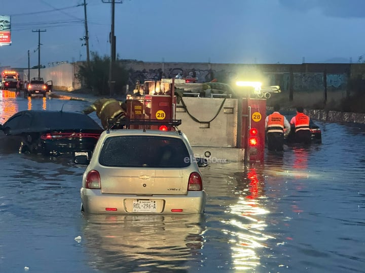 Se inundan diversas zonas de Torreón tras las lluvias