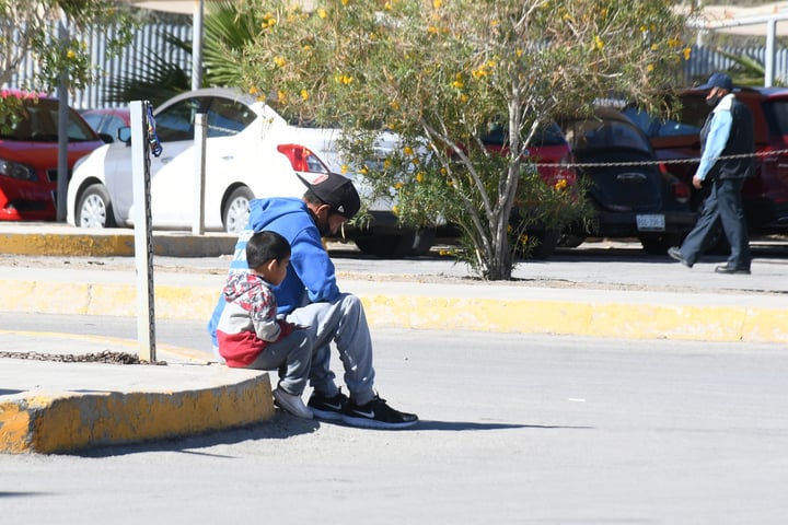 Reconocen labor de los padres como guías en los hogares.