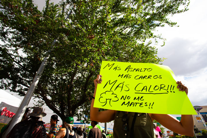 Se manifiestan contra retiro de árboles por obra Abastos-Independencia