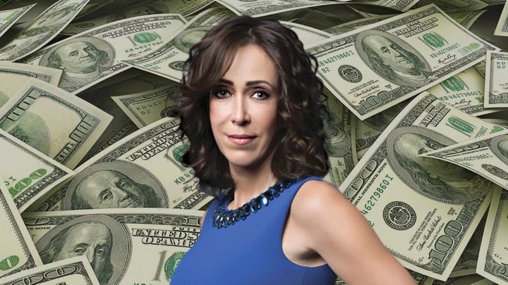 ¿Cómo hizo su fortuna María Aramburuzabala, la mujer más rica de México?