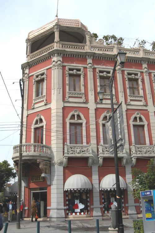 Edificio Arozena, muestra de una arquitectura singular.