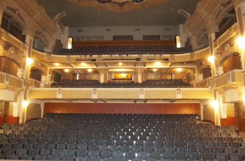 Teatro Isauro Martínez