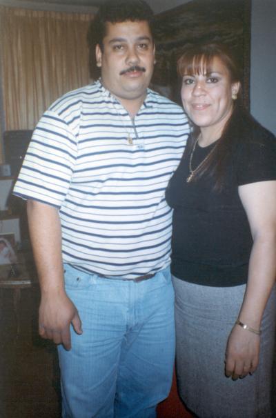 Felipe García Armendáriz y Alma Carolina Aragón Rivas de García, matrimonio de laguneros radicado en El Paso, Texas.