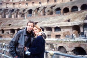 Vicky de Masieri, damita gomezpalatina radicada en Florenciam en donde radica con su esposo Cosimo Masieri.  Ellos celebraron recientemente su primer año de matrimonio (2/02/2003)