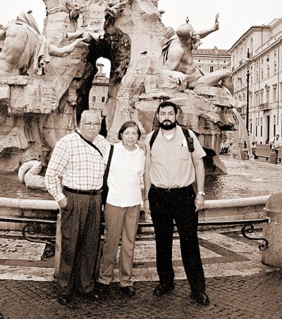 Alejandro Ramos y Francisca Soto Hernández visitaron Roma, donde se encuentra su hijo estudiando.