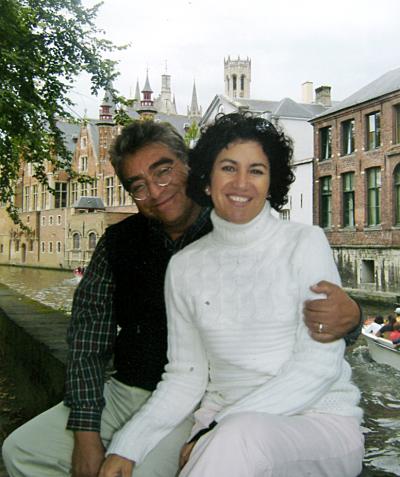 Roberto García y Nidia Ibarra García visitaron recientemente la ciudad de Brujas en Bélgica, donde disfrutaron de unas placenteras vacaciones.