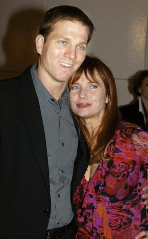 La actriz Rebecca de Mornay y su esposo Patrick O´neal  asistieron como  invitados a la premier.