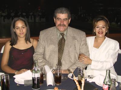 Martha Alicia Bustos, Rodolfo Bustos y Martha de Bustos