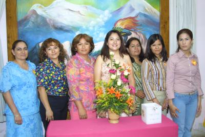 Minka Rodríguez, Josefa Lavenant, Lily de Medina, Alma Rosa Medina, Teresa Villalobos, Nereida Ramírez y Vanesa Martínez.