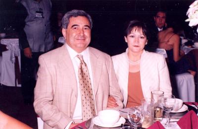 Hermenegildo Martínez y María de Jesús de Martínez.