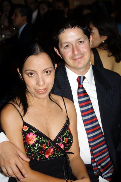 Myrna de Lozano y Sergio Lozano.