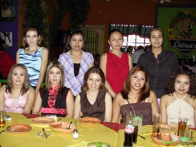 Laura Cedillo, Gabriela del Río, Alma Reyna, Mayra Ontiveros, Carolina Moreno, Gabriela Martínez, Pamela Garza Lupita Torres, Elizabeth Ramírez. festejaron el dia de la secretaria.